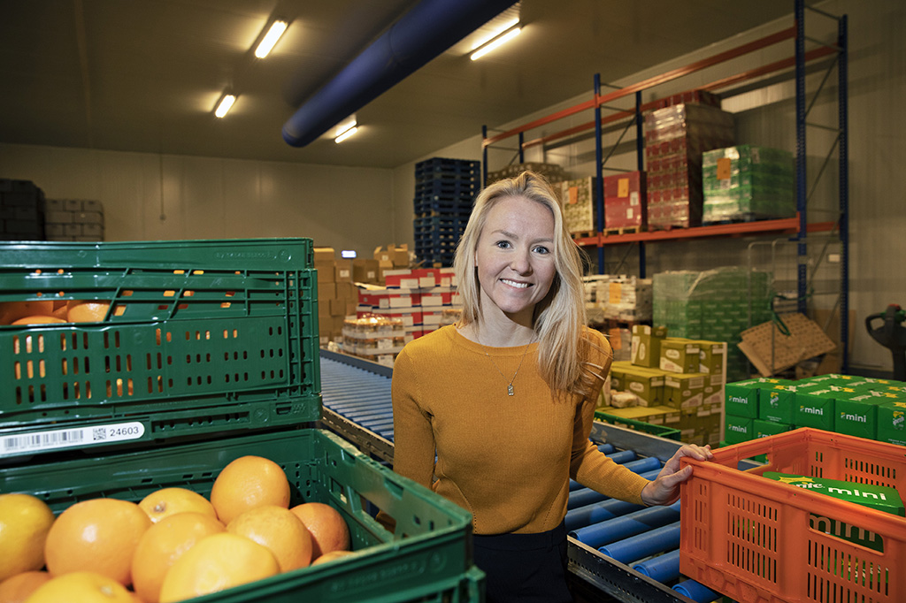 Promovenda Meike Helpt Voedselbanken: ‘Ik Hoop Dat Voedselbanken In De ...