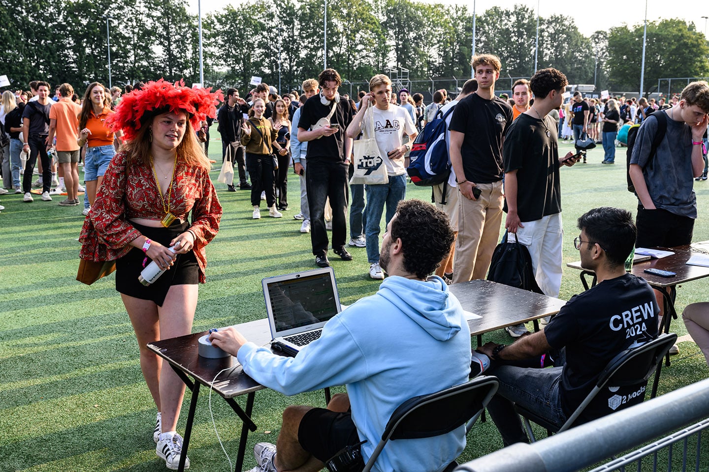 Top Chairman Soft summer start for 3,700 Participants at TOP Week 2024 - Univers ...